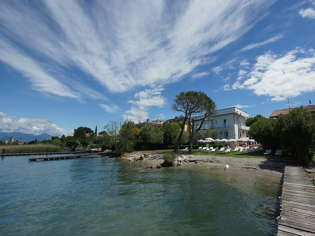 ***  Hotel Saviola Sirmione Italia