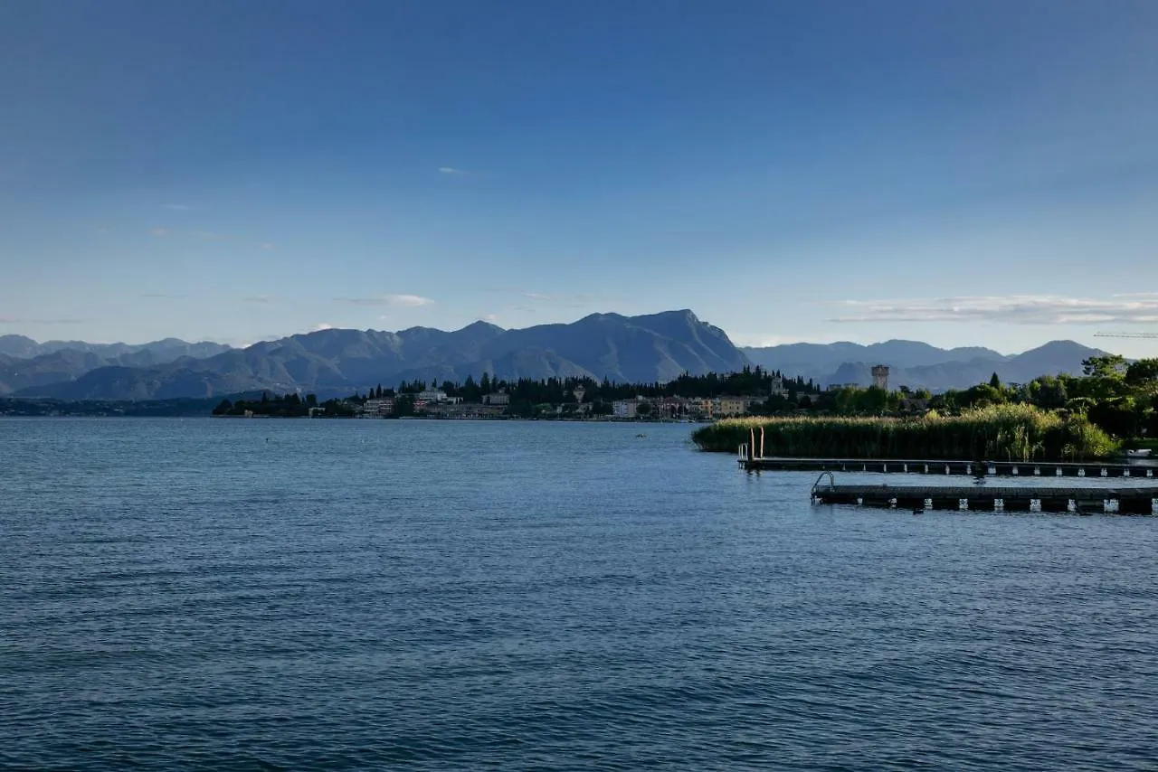 Hotel Saviola Sirmione Italia